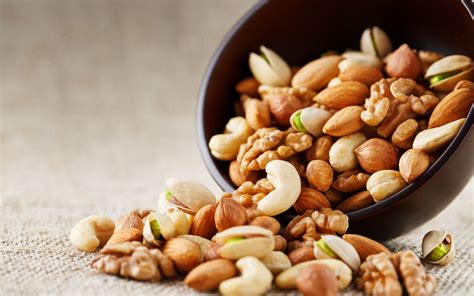 The Amazing Health Benefits of Nuts – Healthy Living