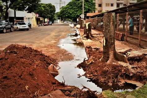 Adutora Se Rompe E Bairros Podem Ficar Sem Gua Em Dourados