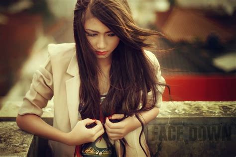 face  face  face portrait