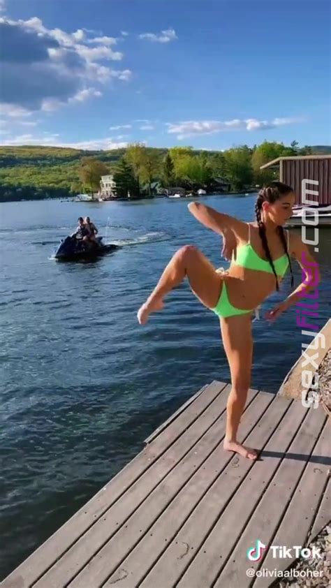 Hot Olivia Alboher Shows Cleavage In Light Green Bikini Sexyfilter