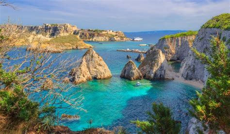 Out Of Town To The Tremiti Islands Starting From Vieste