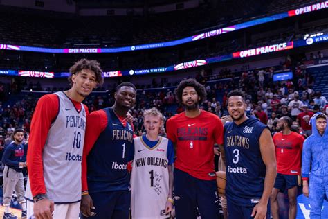 Photos Pelicans Host Thomas H From Make A Wish At Open Practice Photo