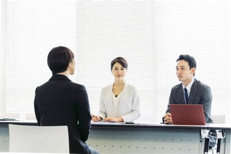 面接の自己紹介で転職を成功させるポイント｜失敗パターンも解説｜正社員ならjob