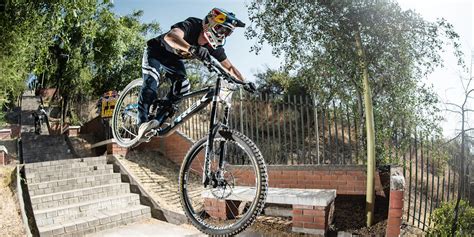 urban downhill  tips  mtb pro pedro burns