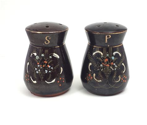 Vintage Japanese Moriage Redware Salt And Pepper Shakers Etsy