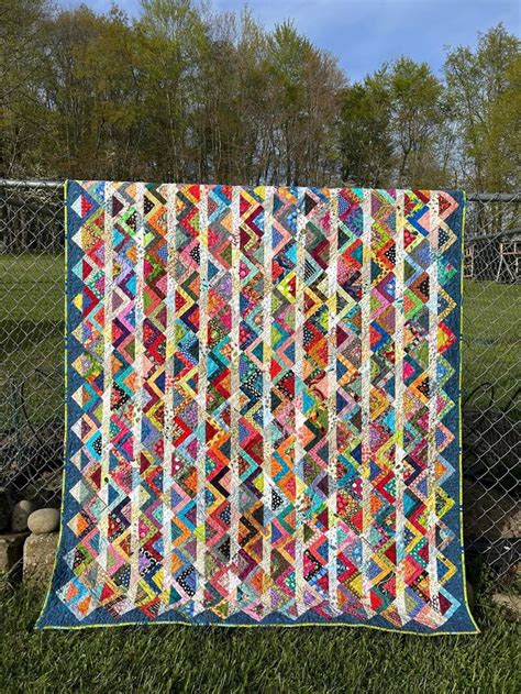 Pin By Angela Van Loon On Quilten Machine Quilting Patterns Colorful