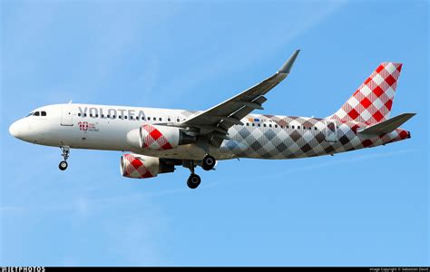 Ec Ntu Airbus A Volotea Sebastien David Jetphotos