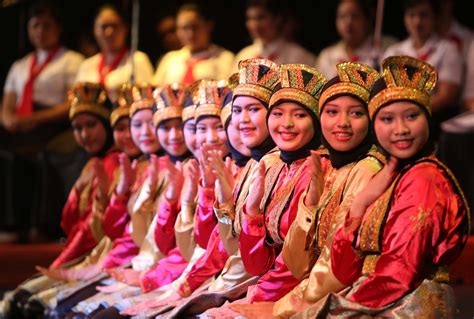 Tari Bungong Jeumpa Arti Gerakan Dan Lirik Lagunya