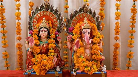 Dhanteras 2022 धनतेरस के दिन भूलकर भी ना खरीदें ये 10 चीजें नहीं तो