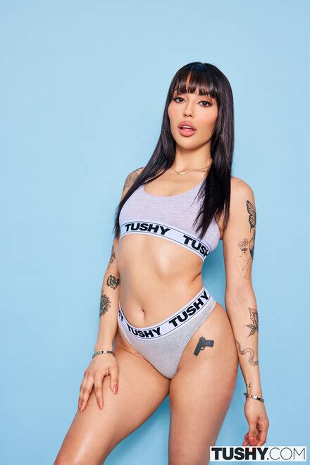 Vanessa Sky New Anal Porn Pic