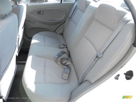 Gray Interior 2002 Kia Rio Sedan Photo #46082928 | GTCarLot.com