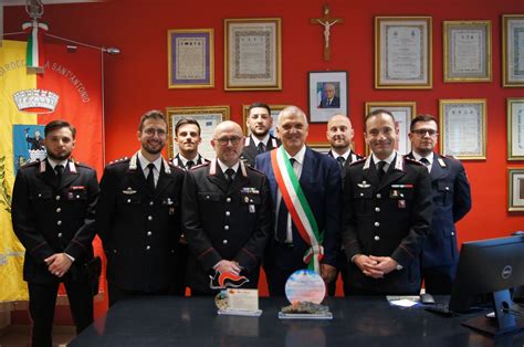 Rocchetta Santantonio Consegnato Un Encomio Solenne Al Comandante