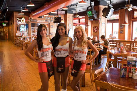 Hooters Restaurant