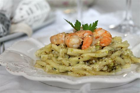 Pasta Con Pesto Di Pistacchio E Gamberi Ricetta Primi Piatti