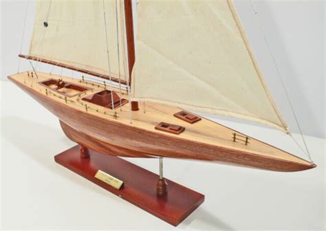 Columbia Wood Nain Ship Models