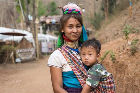 Kayan People by Nuttawut Jaroenchai on 500px | People, Hair wrap, Style