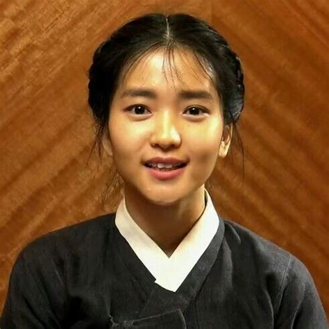 Sook Hee: Asian Beauty and Hairstyle Inspiration