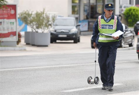 NESREĆE NA HRVATSKIM CESTAMA Na autocesti A3 sudarila se dva