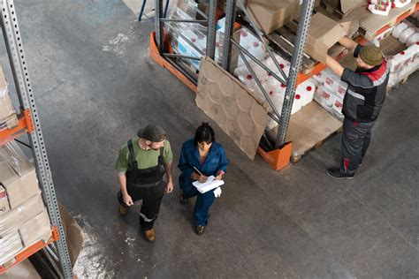 contract logistics warehousing distribution haulogis
