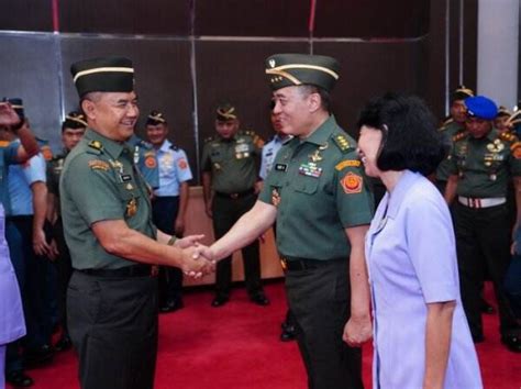 19 Pati TNI Naik Pangkat Salah Satunya Kabais TNI Letjen Yudi