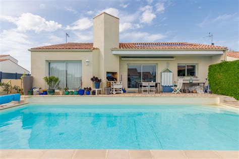 Maison Chateau D Olonne Avec Un Terrain De M Annonces