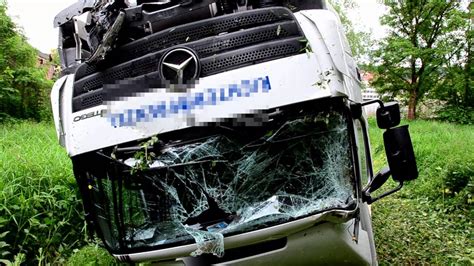 Lkw Unfall Marktheidenfeld Youtube