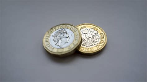 When Do The Old Pound Coins Go Out Of Circulation? Can I Use The Old £1 ...