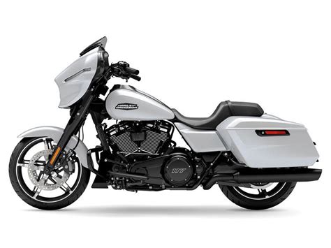 New Harley Davidson Street Glide White Onyx Pearl Black Finish