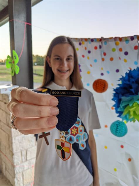 Dannah Earns God And Church Pray