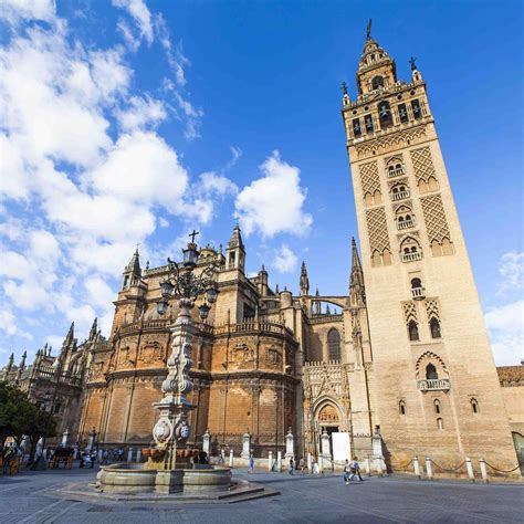 CATHEDRAL AND GIRALDA TOUR - Granada en tus Manos