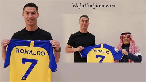 Cristiano Ronaldo Joins Saudi Arabian Side Al Nassr Until 2025