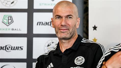 Mercato Zidane Annonce La Couleur Pour Son Retour Le10sport