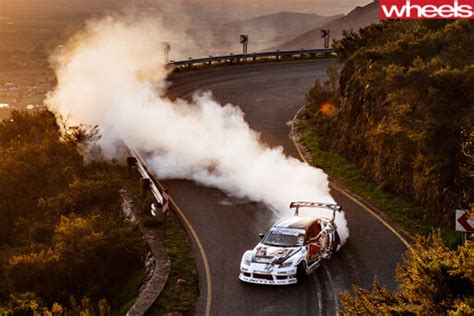 Mad Mike Whiddett Hoons Mazda Rx 8 In Crazy Drift Video