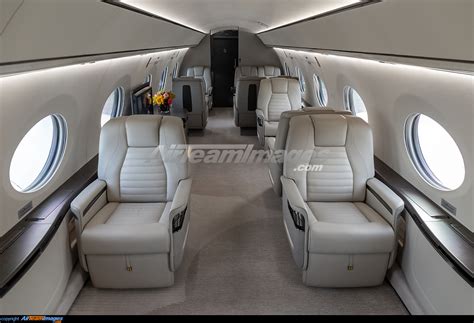 Gulfstream G700 Large Preview