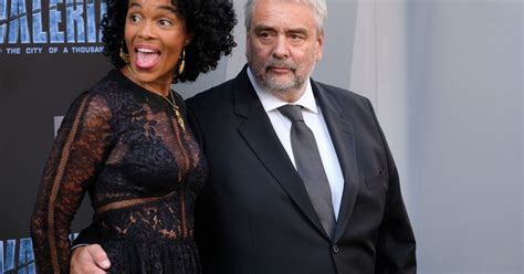 Luc Besson avec sa femme Virginie Besson Silla à la première du film