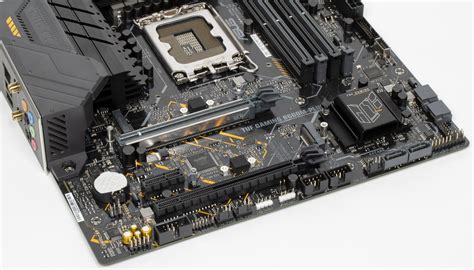 Обзор материнской платы Asus TUF Gaming B660M-Plus WiFi D4 на чипсете ...