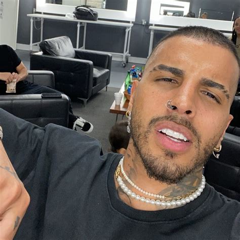 Rauw Alejandro Habló Sobre Su Supuesto Romance Con Ester Expósito
