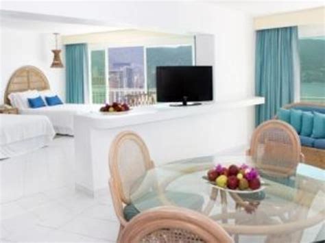 Hotel Calinda Beach, Acapulco | 2021 Updated Prices, Deals