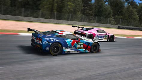 Europas Top Simracer Bei Der Adac Gt Masters Esports Championship