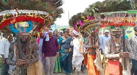 In Pics Adivasis Celebrated Dandari Gussadi Festival In Adilabad