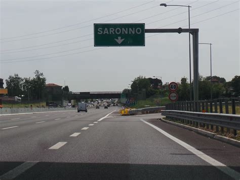 Autostrada Chiuso Lo Svincolo Di Saronno Il Saronno