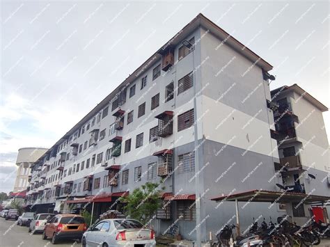34 Flat