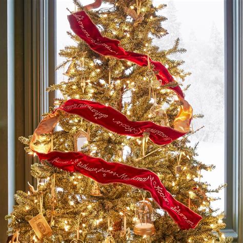 Harry Potter™ Seasonal Tree Garland | Pottery Barn Teen