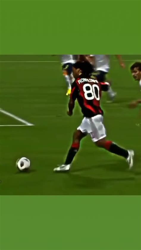 Ronaldinho Sensational Dribbles Youtube