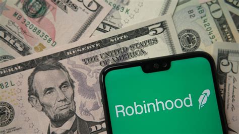 News Explorer — This Week On Public Keys Robinhood Bakkt Coinbase