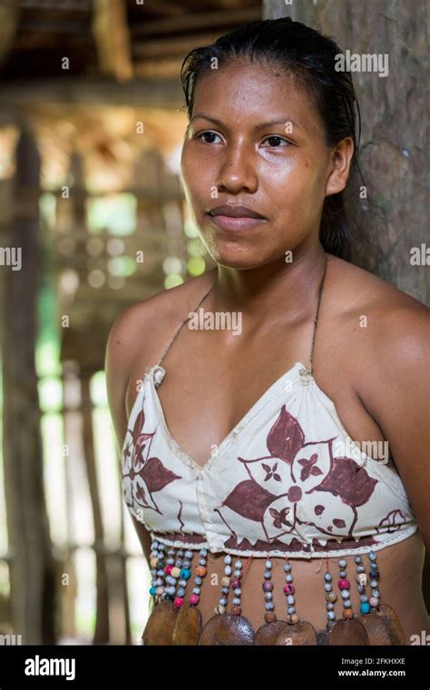 Los riberenos de la amazonia fotografías e imágenes de alta resolución