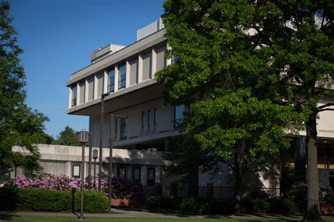 How Chatham Students Study, Work, and Have Fun — Pulse @ ChathamU