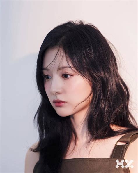 8 Potret Kim Ji Won Yang Visualnya Disebut Cocok Jadi Idol K Pop