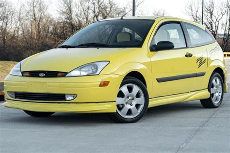 Bat Auction 300 Mile 2001 Ford Focus Zx3 5 Speed At No Reserve Laptrinhx News