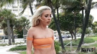 Carmen Caliente Is Sucking Cock In The Car Porn Movies 3Movs